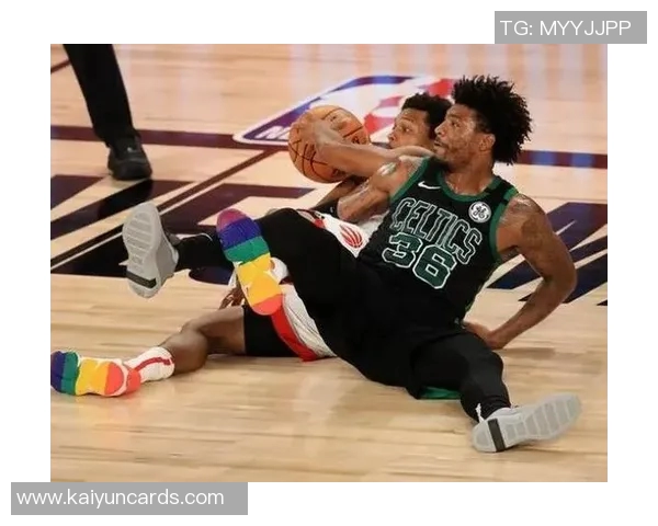 斯玛特调侃热火替补席遭裁判技术犯规引发热议